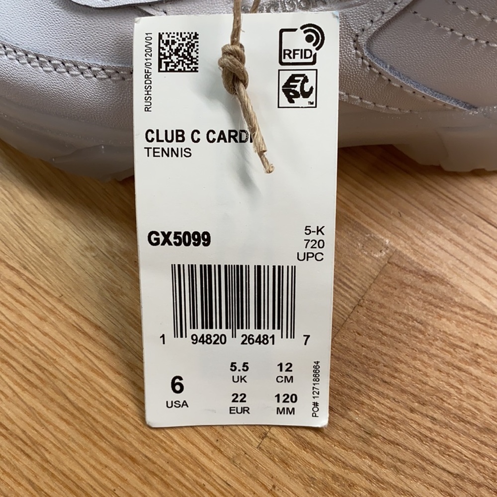 Brand New Cardi B Reebok - Picture 3 of 3